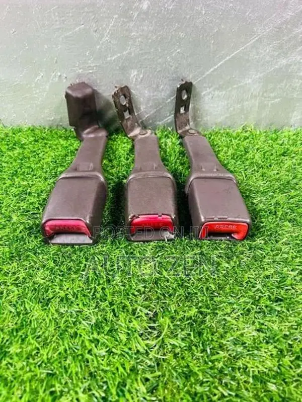 Dolphin Hiace Front Seat Belt Lock