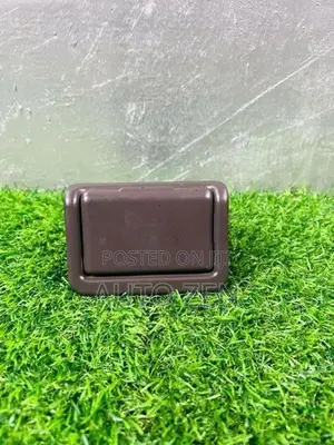 Dolphin Hiace Console Box Latch