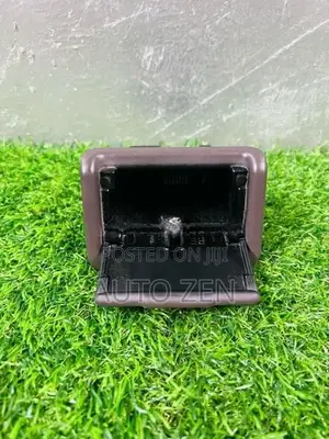 Dolphin Hiace Console Box Latch