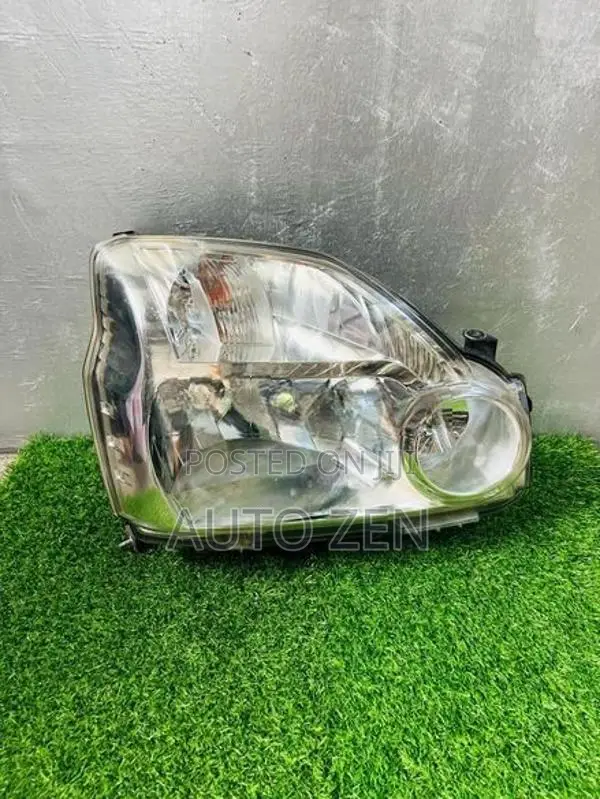 X-Trail NT31 Headlight