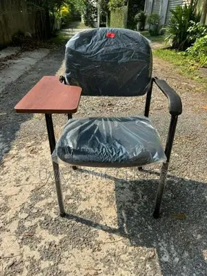PLC003 Study Chair Blk