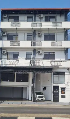 Building for Sale in Boralesgamuwa