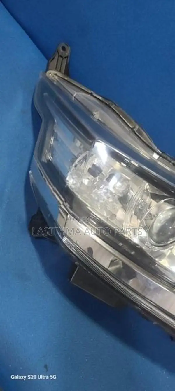N-Wagon Head Lamp