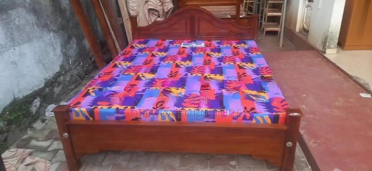 Teak Heavy Bed 72*72ft