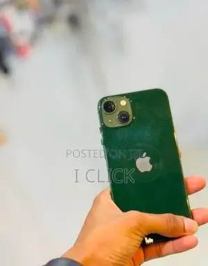Apple iPhone 13 128GB (Used)