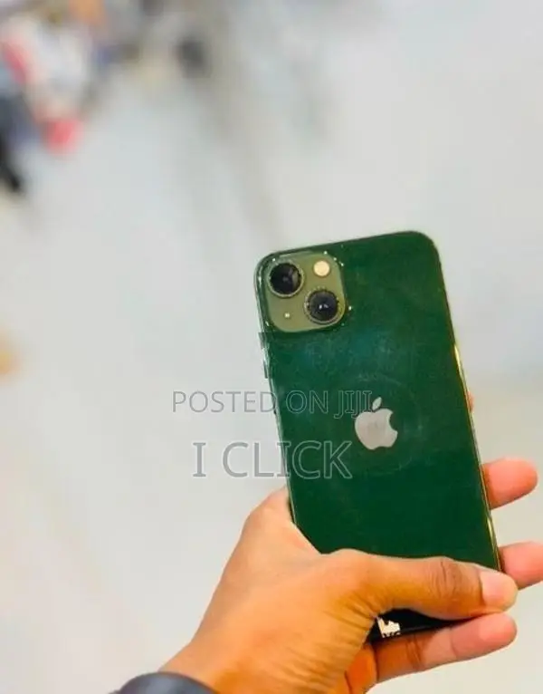 Apple iPhone 13 128GB (Used)