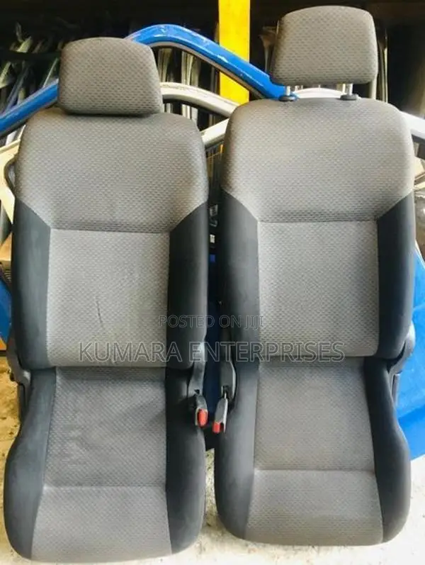 Nissan Caravan Nv350 Seat Set