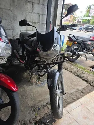 Bajaj Discover 125 2017