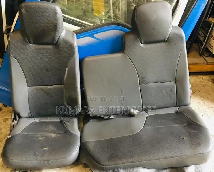 Isuzu Box Model Seat Set