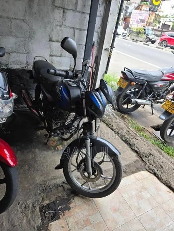 Bajaj Discover 125 2017