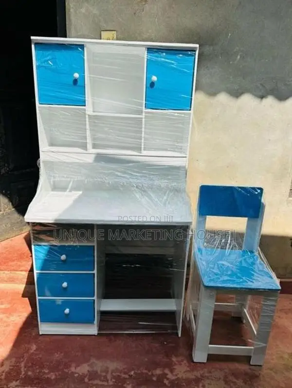 Modern Side 3 Drawer Kids Desk & Chairs