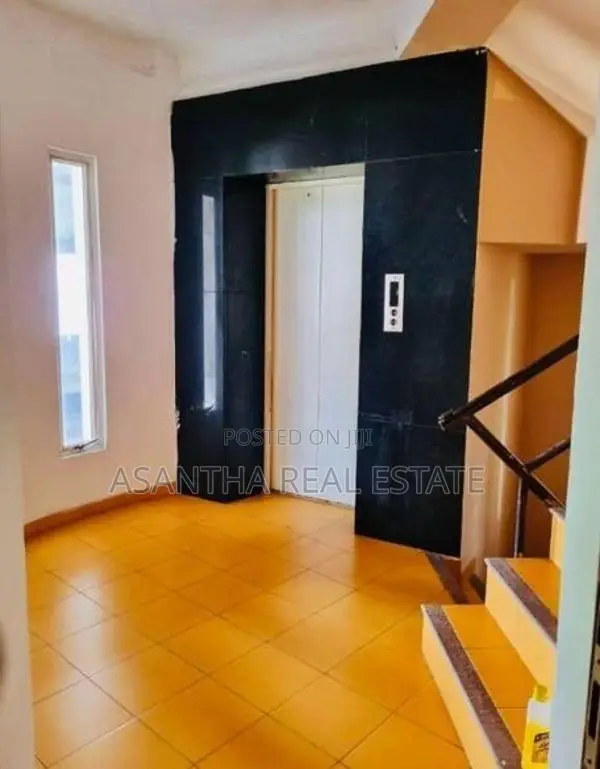 (NNI-65) Luxury Apartment for Sale in Rajagiriya