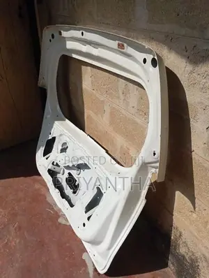 Wagon R 44s Dicky Door