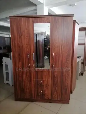 New Melamine 3 Door Wardrobe 6*4 Ft Cupboard