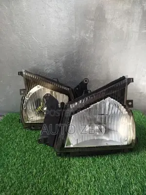 Isuzu Cat Face Headlight