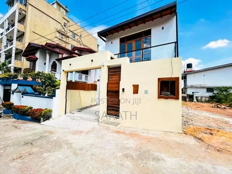 Brand New Luxury House Sale Talawatugoda