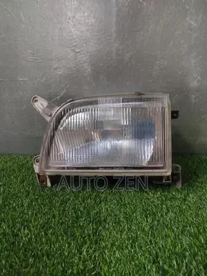 Dolphin Hiace 172 Headlight