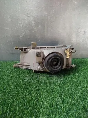 Tercel Headlight