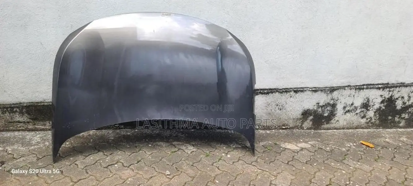 Peugeot 5008 Bonnet