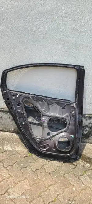 Grace Rear Door