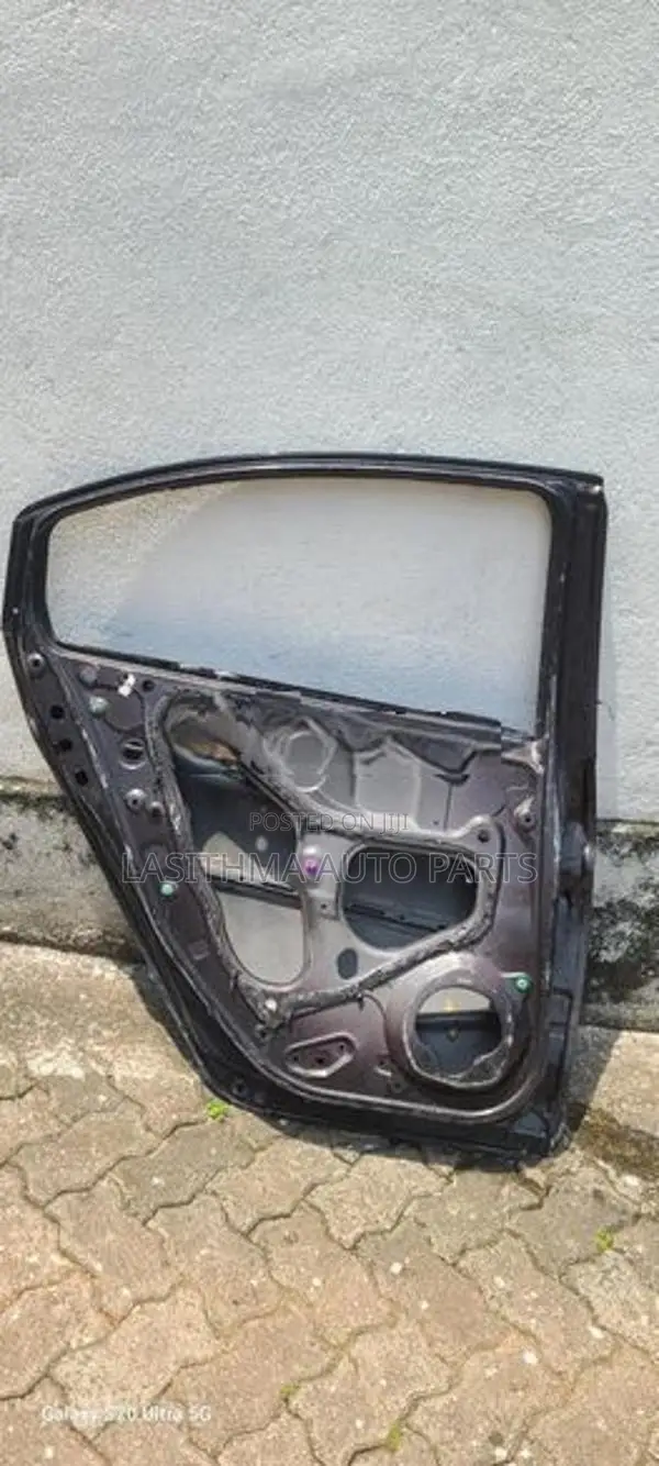 Grace Rear Door