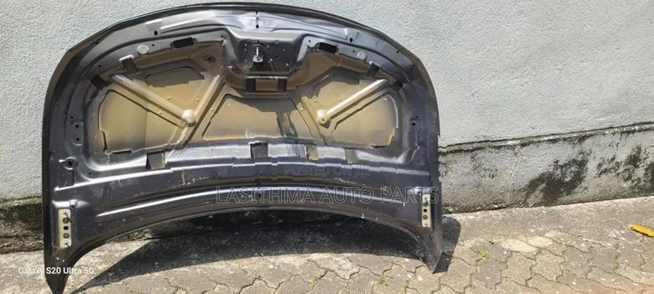 Peugeot 5008 Bonnet