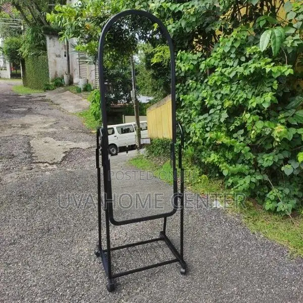 Standing Wheel Mirror