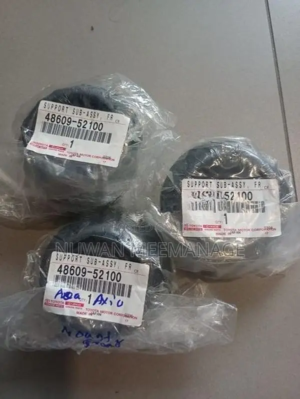 Toyota Aqua Front Shock Mount