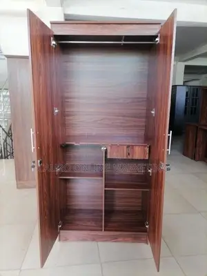 New 6*2.5 2 Door Cupboard