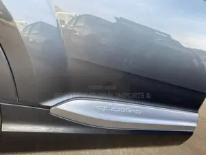 Audi Q7, 4M Rear RH Door