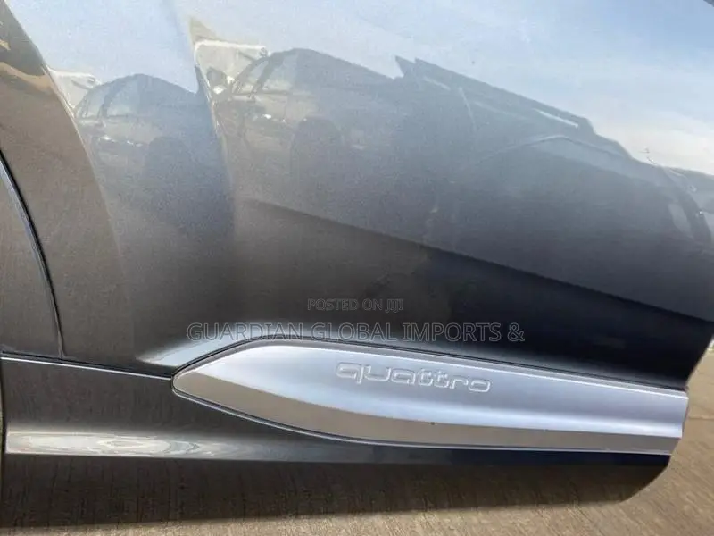 Audi Q7, 4M Rear RH Door