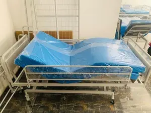 Hospital Bed Three Function Manual / Height Adjustable Patient