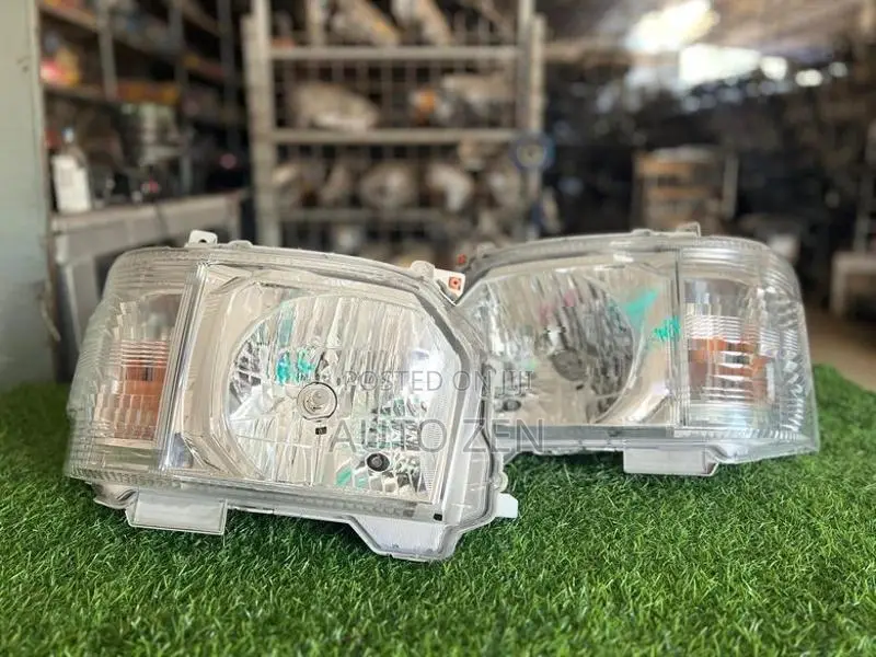 KDH 2012 Headlight