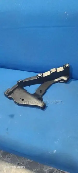 Civic Head Light Bracket