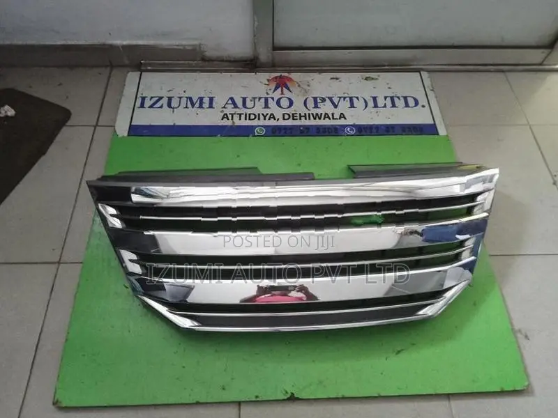 Nissan Serena C 26 Front Shell