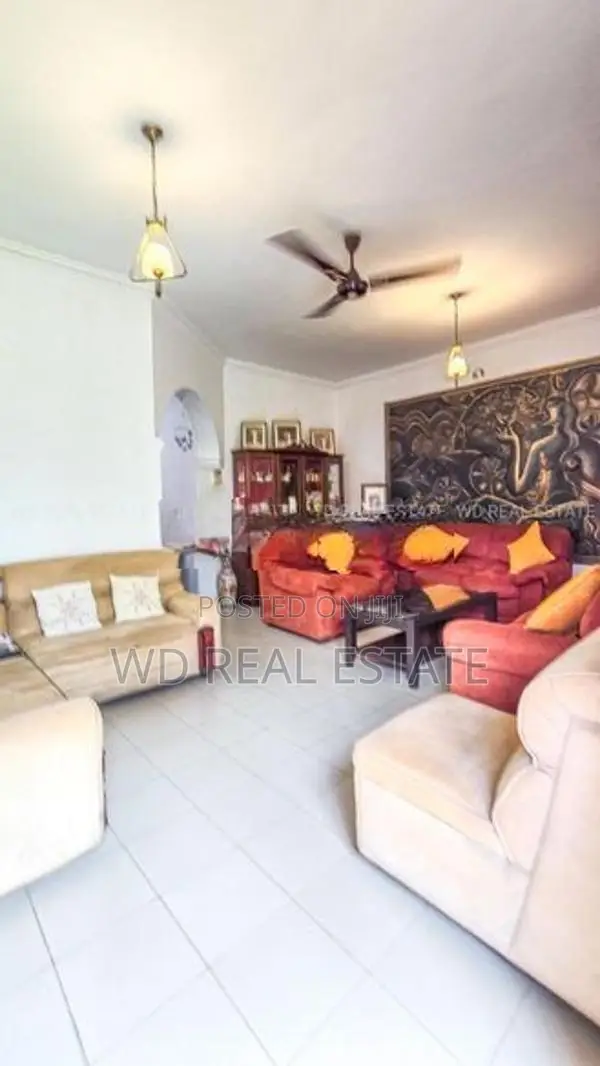Dehiwala Galle Road Facing 17 Perch 8BR Commercial Property For Sale
