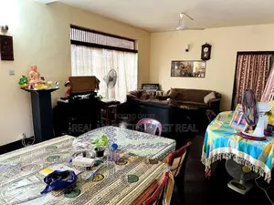 Nugegoda 7BR (18.58P) Luxury House for Sale