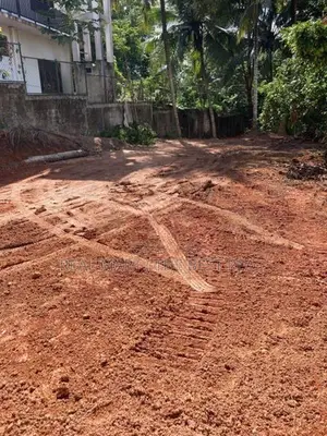 Gampaha : 20 Perches Highly Residential Land in Bendiyamulla