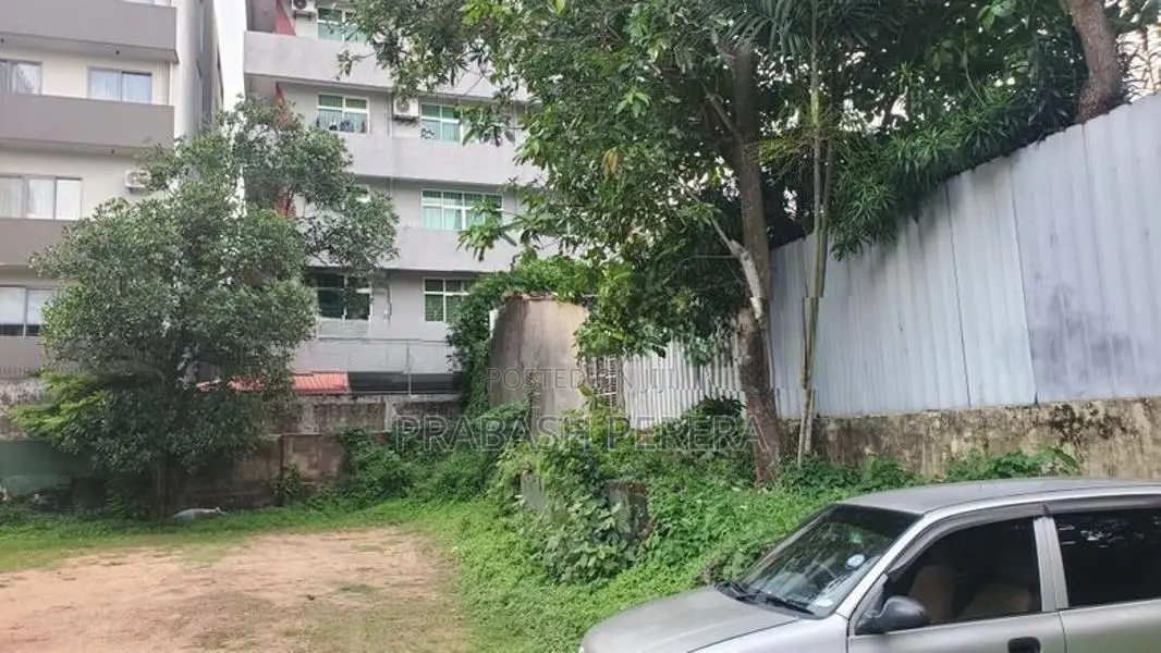 22 Perches Land for Sale in Colombo 04.