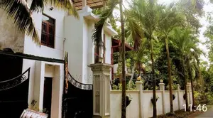 ☆ Gampaha Waliweriya 3 Story House for Sale ( RS - 200)