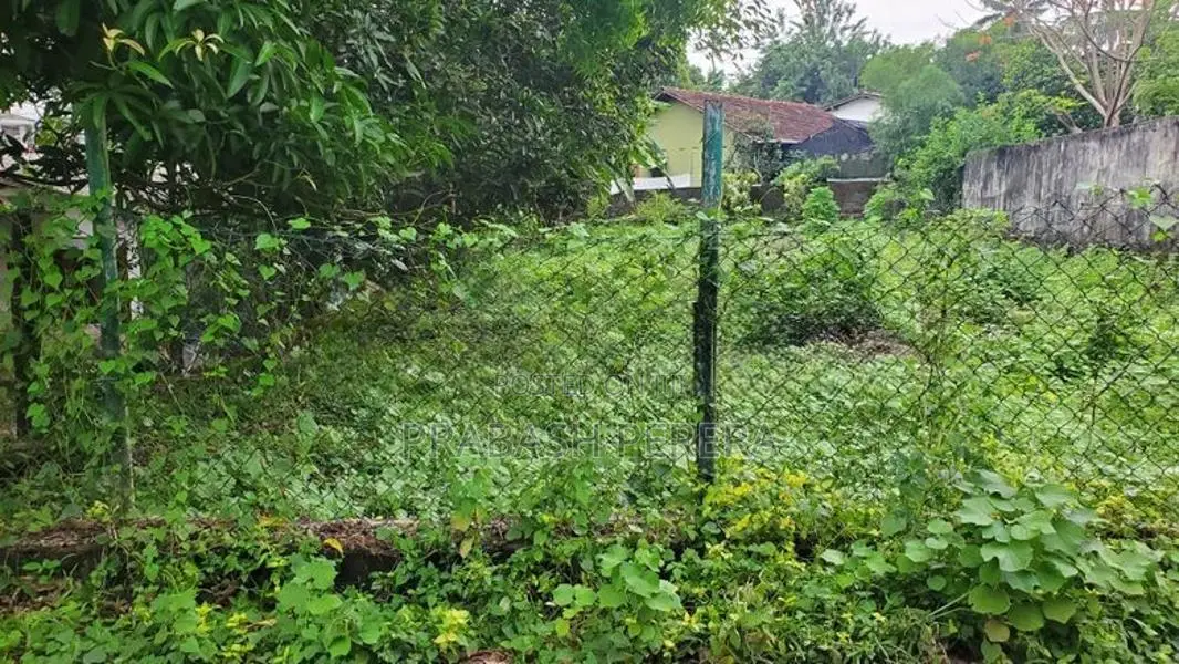 20 Perches Land for Sale in Thalawathugoda