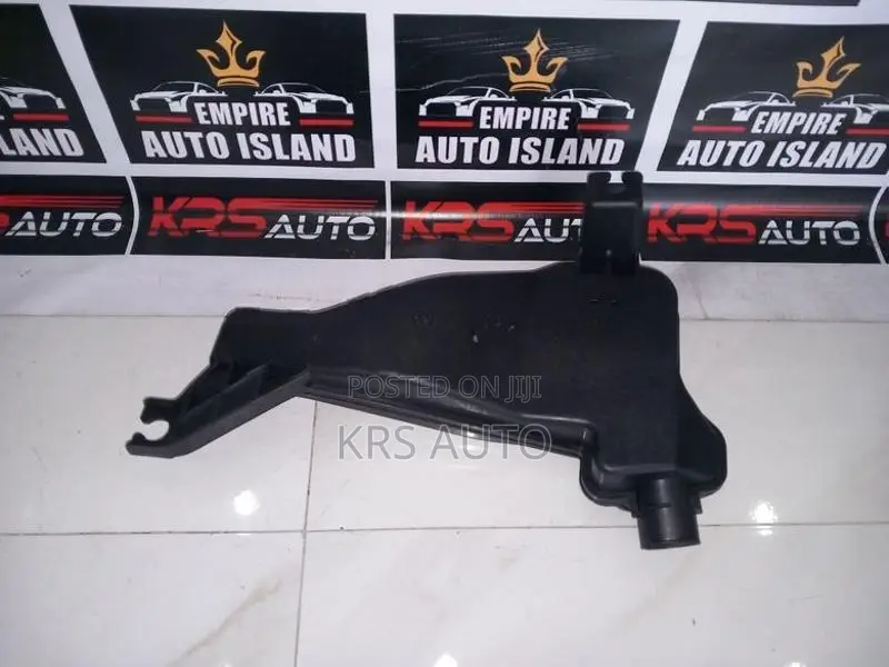 Honda Vezel Dust Box
