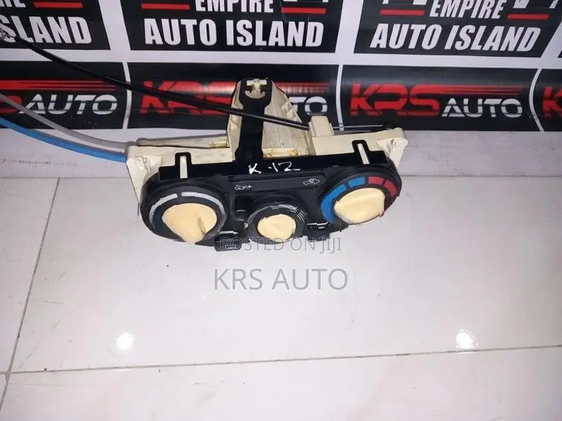 Nissan March K 12 AC Panel