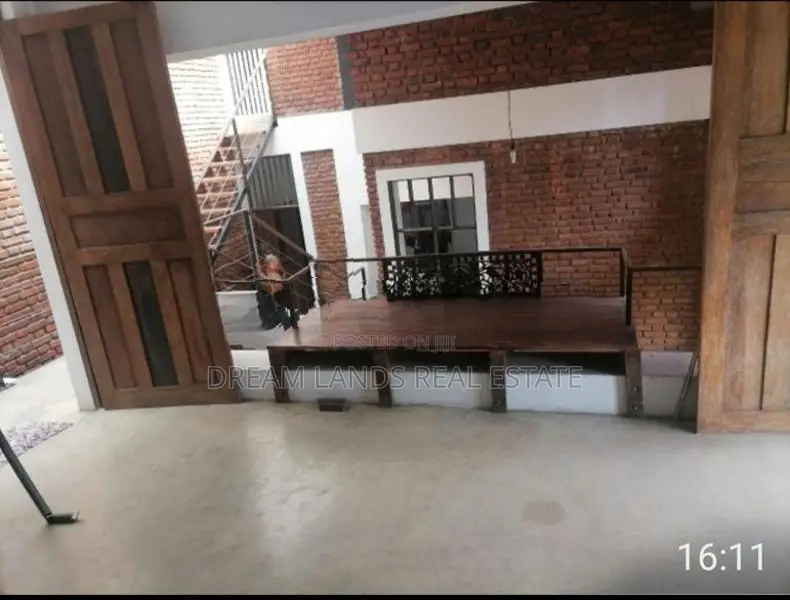 ☆ Piliyandala 2 Storey House for Sale ( Rs-218)