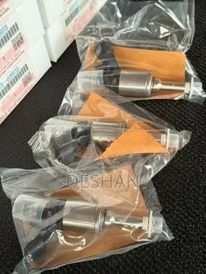 Suzuki k10c turbo engine fuel injector (Genuine brandnew)