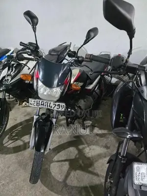 Bajaj CT100 2018