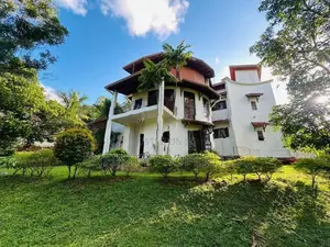 (NNI-187) 50.2 P land with Architect designed 2 story house for sale