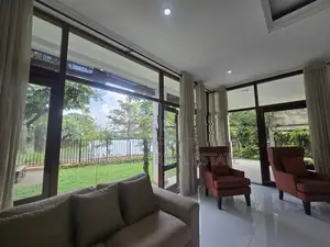 Lakefront Living at Its Finest – A Rare Retreat in the City (SH 15151)
