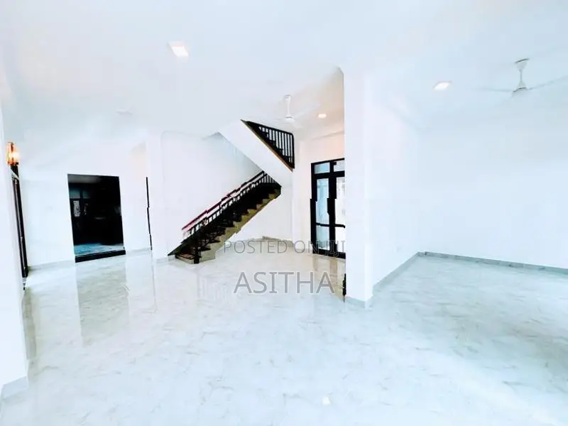 Brand new house Piliyandala