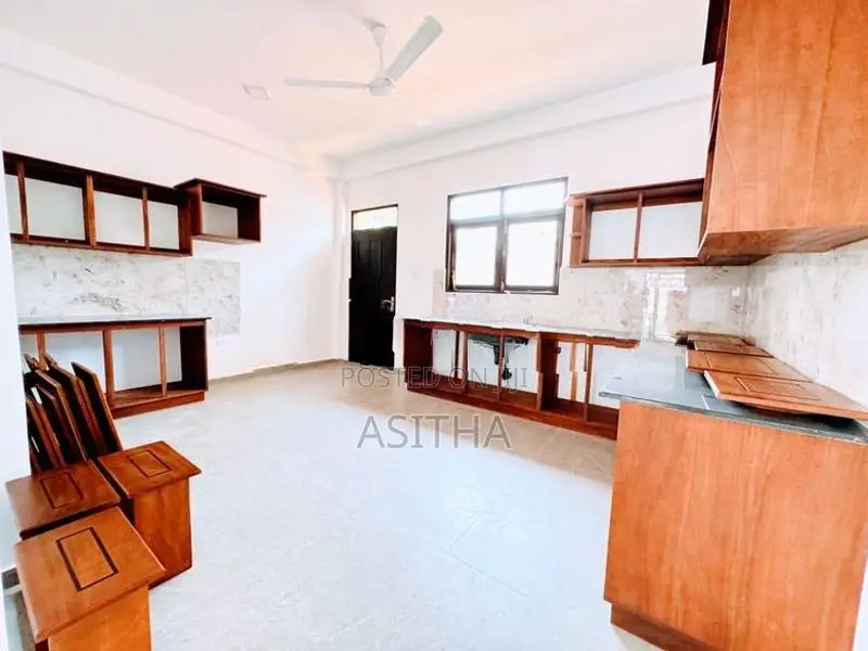 Brand new house Piliyandala